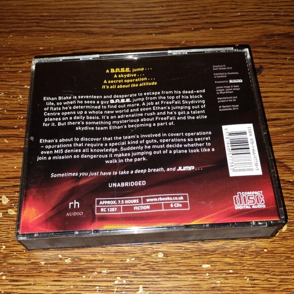 DropZone Audio Book (2010, 6-Disc Set, Unabridged, Random Books Audiobook) - Picture 5 of 6